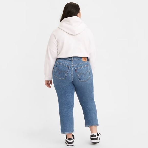 NWT(18W) Levi’s Wedgie Straight High Rise Button Fly Jeans Medium Dark Wash Plus - Picture 3 of 14